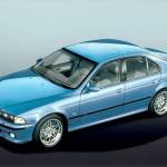 BMW M5 1586x1190