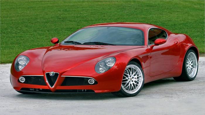 Alfa Romeo 8C Competizione (Галерея фото: Автомобили)
