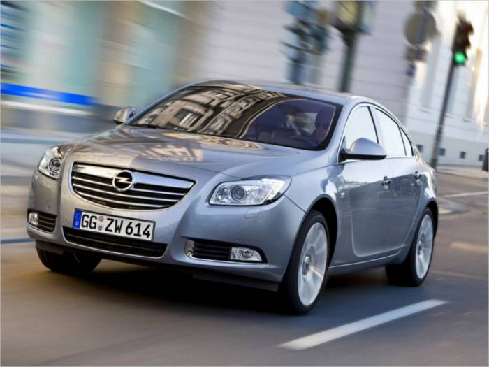 Opel Insignia Hatchback OPC (Галерея фото: Автомобили)