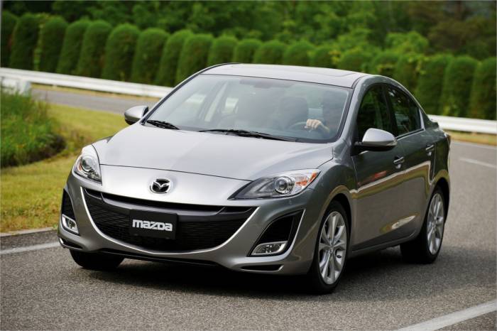 Mazda 3 New (Галерея фото: Автомобили)