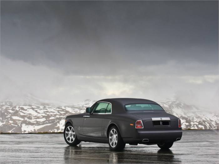 Rolls-Royce Phantom (Галерея фото: Автомобили)
