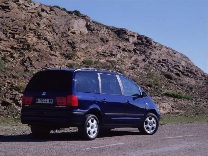 SEAT Alhambra (Галерея фото: Автомобили)